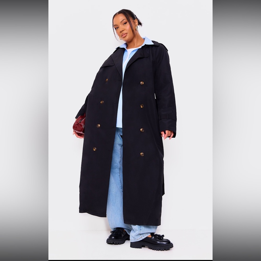 PrettyLittleThing Plus Black Oversized button down Trench Coat